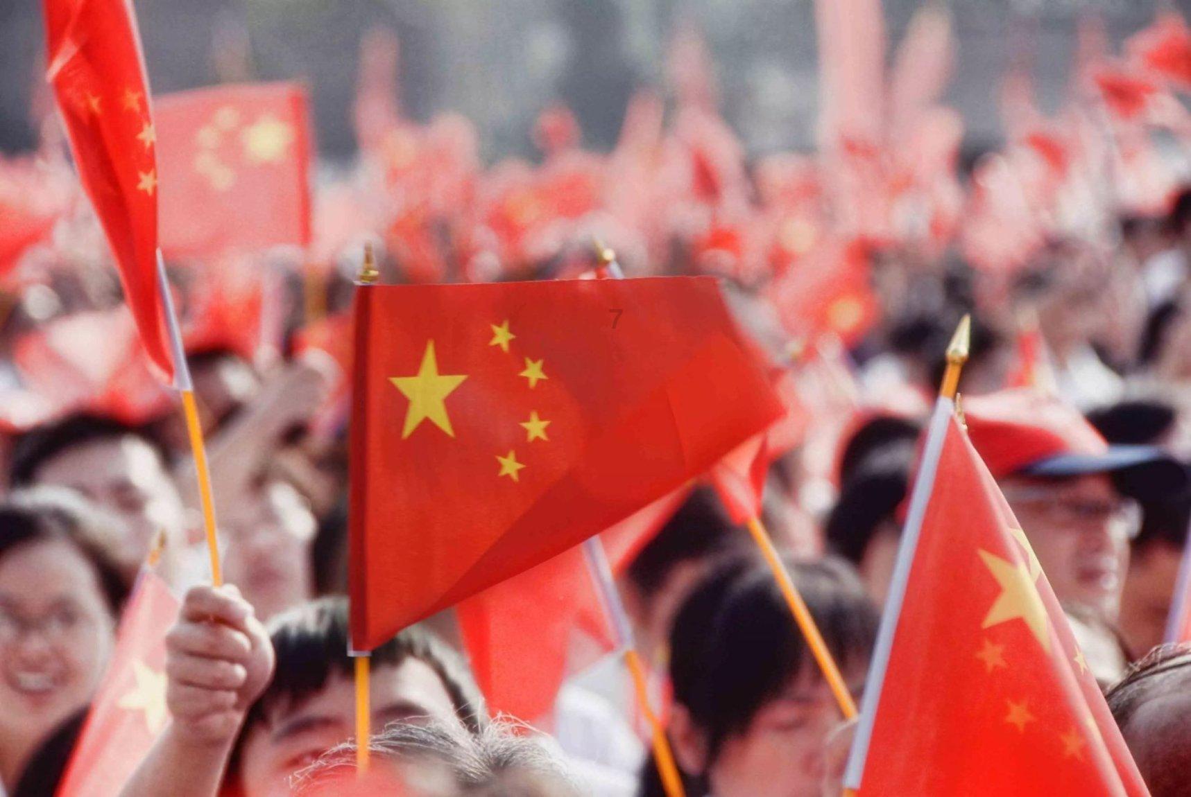 征服香港！自主超跑引领高端市场新篇章
